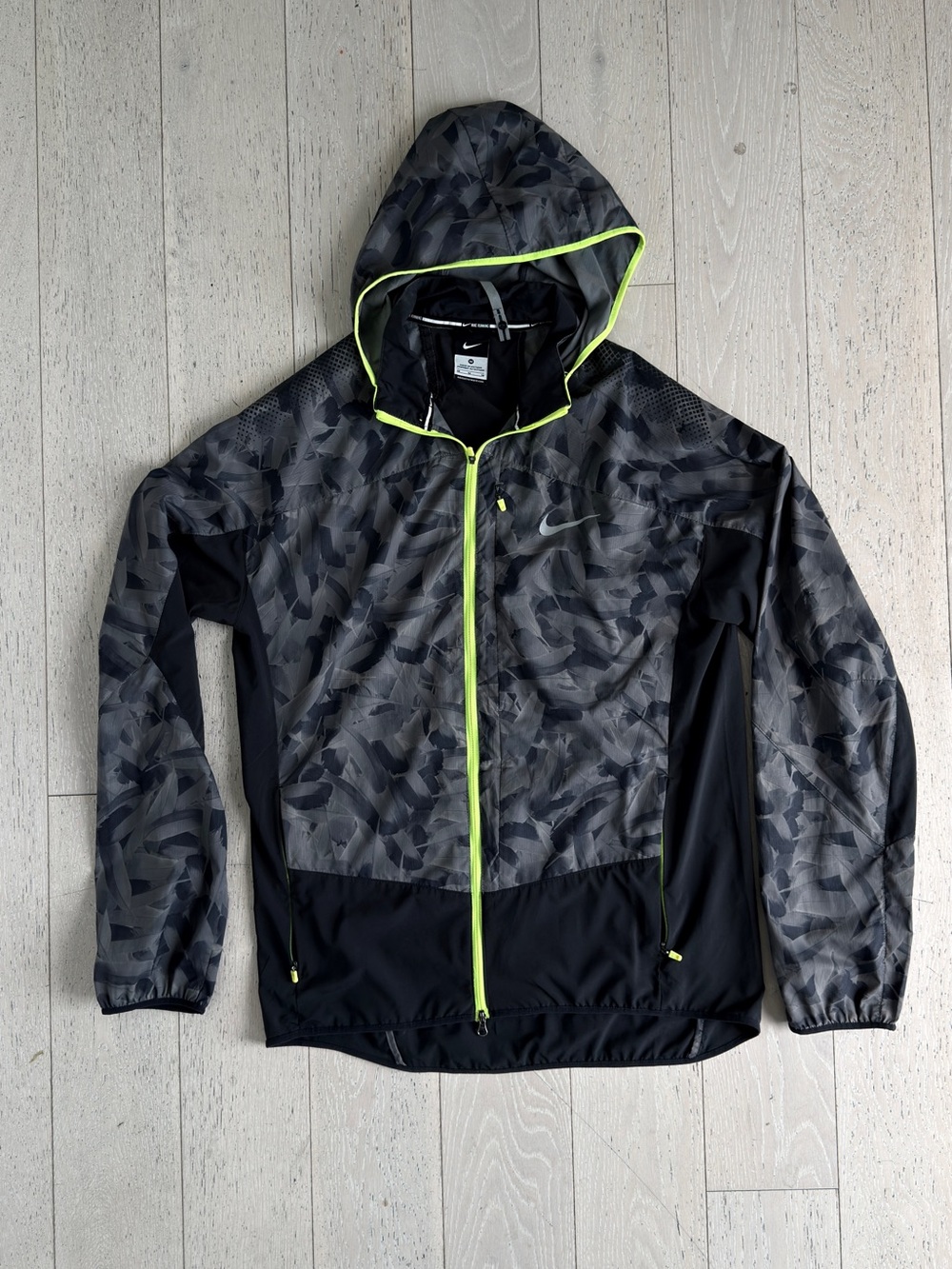 Nike Black Camo Windbreaker Jacket with Neon Yellow Trim